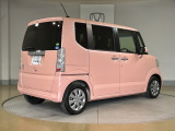 ご納車までの期間ですが、県内のお客様は1、2週間、県外のお客様は2、3週間ほどでご納車が可能となります。ただし、お支払いや書類の状況によっては多少の前後もありますので、その際には何卒ご了承下さい。
