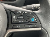 日産先進技術《プロパイロット搭載!》高速走行時などのロングドライブに一役買うのがクルーズコントロール機能です♪足をアクセルとブレーキから離しても、設定したスピードで自動で走ってくれます☆