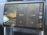 Apple Car PlayやAndroid autoなどお手持ちのスマートフォンデバイスを接続しナビアプリや音楽アプリなどをご利用いただけます。