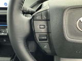 ステアリングスイッチ装備!運転しながら手元でオーディオの操作などができます。