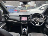 展示車両は全車 クリーニング済。 専門業者さんにて内外装ともにキレイにしてご納車いたします。 また別途、各種コーティングもうけたまわってます。
