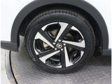 吹田市の南、内環状線(479号線)沿いにあり、お車のアクセスも便利!電車の場合の最寄り駅は阪急吹田駅です。徒歩約10分となります。ご来店お待ちしております♪