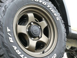 アルミホイールはWORKのMEISTER S1!ボリューム感溢れるスポークデザインがジムニーノマドに似合います!