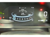 先進的なディスプレイ表示のスピードメーター。