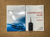 車両の取説と整備記録簿も完備。スペアキーは付属しておりません。ご了承ください。
