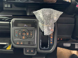 全方位モニター付メモリーナビゲーション スズキコネクト対応通信機装着車 フルセグTV 2WD 届出済未使用車 両側電動スライドドア パドルシフト 新品フロアマット