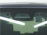 ◆Honda SENSING◆ カメラ等装置で精度の高い検知能力を発揮、安全運転を支援します。ステアリング上のコントローラーに注目!
