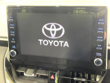 【8インチ ディスプレイオーディオ】大画面のディスプレイはAppleCarPlayやAndroidAutoが利用可能。大きな画面でスマホナビアプリ等が利用いただけます♪