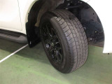 タイヤはご覧のとおりです。