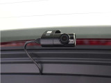 スーパーナイトビジョン2.0をリアカメラにも搭載。夜間走行や暗い駐車場などの低照度環境でも鮮明な映像で録画することができます。スマートフォンとPCで映像を確認できます。安心の純正品です。