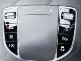 タッチパッド・車高レベライザーボタン