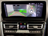 【パーキングアシストプラス】パーキングや取り回しがより簡単になります。このシステムにはトップビュー+3Dビュー、サイド・ビュー・カメラ、リヤ・ビュー・カメラ、PDCが備わっています☆
