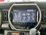 多彩なオーディオ機能に対応したナビゲーション!TV・FM・AM・Bluetooth・USB・iPod・スマートフォン連携などに対応。お好みの音楽や映像を楽しめ、ドライブ中の快適性もしっかり高めてくれます