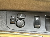 エンジンルームも綺麗に洗浄してから納車致します。普段あまり見ることが無い箇所だからこそ綺麗だと感動しますよね(*&acute;▽`*)