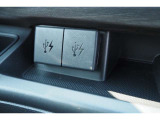 【USBジャック】運転中でもスマートフォン等の充電ができるUSBジャック付き!充電を気にすることなく、ドライブ中の音楽再生や通話等をお楽しみ頂けます!