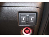 両側電動スライドスイッチ。運転席から操作出来ます。