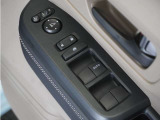 ◆パワーウィンドウスイッチ◆運転席から全席の窓の開閉操作を行うことが出来いつでも換気ができます!