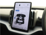先進のエアピュリファイヤー(PM2.5センサー付)は、車内に侵入する有害なPM2.5微粒子を最大80%除去。よりクリーンで健康的な空気で満たされたキャビンであなたとあなたの大切なゲストをお迎えします。