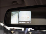 ◆バックモニター内蔵ルームミラー◆リバースにするだけで映ります、後方の安全確認や、狭い駐車場での車庫入れ、雨の日や夜間など視界の悪い時に便利です!安全にバックする為には欠かせない装備です。