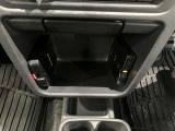 ETC車載器付きです♪高速道路をスイスイと通過!で、キャシュレス!クルマは料金所をノンストップで通過することができます☆