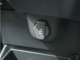 ◆12V電源ソケット◆スマートフォンの充電等にも便利な電源ソケット!使いやすい場所に装備されています。