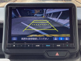 バックカメラはワイドカメラになっていますので、3種類の映像が選択可能です☆これはノーマルビュー♪