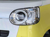 ☆オートライト機能☆車外の明るさに応じて自動的でヘッドランプを点灯および消灯します。夕暮れ時やトンネルなどで便利です!
