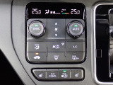 ◆【フルオートエアコン】お好みの温度に設定するだけで、エアコンの風量やモードを自動で切替してくれ車内の温度を最適になるようにコントロールしてくれる優れものです。