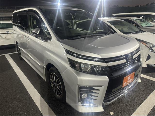 ヴォクシー 2.0 ZS 後席モニター 禁煙車 純正9型ナビ フルセグ