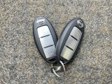 【インテリジェントキー】広い駐車場でどこに止めた分らない時!リモコンスイッチボタンを押すとクルマがピッと音とハザードランプで応えてくれます!