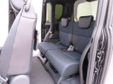 運転席と助手席にはシートヒーターも付いています!