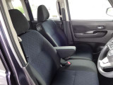 運転席シート画像になります。