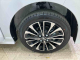 自動車保険もおまかせ下さい!保険資格をもったスタッフがお客様のニーズにあったプランをご提案させていただきます。