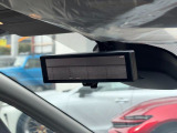 純正デジタルインナーミラーを装着しております!カメラ型のルームミラーは夜間や悪天候の際にも確かな視認性を確保してくれます!ご希望に合わせて社外品への変更も承りますのでお気軽にご相談ください!