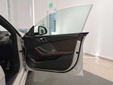 BMWプレミアムセレクション前橋では、高年式低走行モデルからMモデル、年式が経ちなかなかディーラーでは見かけないモデルまで幅広いラインナップで認定中古車を取り扱っております。品質に自信があります。