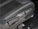◆シートハイトアジャスター◆運転席を上下に高さ調節ができます!運転ポジションを体格に合わせてシート調整できます。