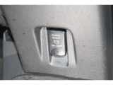 トヨタ認定中古車保証付!(1年間、距離無制限 HV車はHV保証付) 別途延長保証もご用意しております♪ ぜひ現車を確認にご来店ください