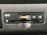 【ETC車載器】もはや必須アイテムのETCを搭載!高速道路のご利用時にとても便利!わずらわしい料金所での現金支払いが不要となりスムーズに通過できます♪