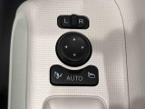 オート格納機能付きミラー キーフリーシステムのドア施錠に連動して自動的に格納!乗降時のミラー操作の手間が省けて便利です♪閉じ忘れを防げるほか、降車の直前まで後方の確認ができます!!