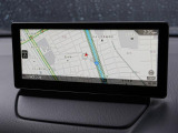 マツダコネクトの8.8インチワイドセンターディスプレイです。『Android Auto』『Apple CarPlay』や独自のコネクテッドサービスに対応したインターフェイスシステムです。