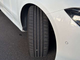 タイヤの溝もチェックポイント。現車確認時にあわせてご確認ください。