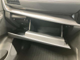 【グローブボックス】一目で中身を把握でき、取り出しやすさにも優れます!