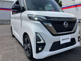 【アダプティブLEDヘッドライト】対向車がいてもハイビームを維持!または、ハイビームとロービームを自動切り替え!視認性の高い状態が維持されます!