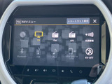 多様なメディアに対応し、お好みの音楽を大音量で楽しめます。ラジオやBluetooth接続も可能で、幅広いシーンで活躍します。