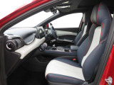 当社で使用していた車両のため、内装のコンディションも良好な状態を維持しています。
