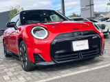 このお車はMINI NET浦和美園に展示中です!総在庫900台を当店でご案内可能です!ご来場、お問い合わせをスタッフ一同お待ちしております。