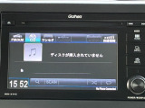 ディスプレイオーディオ装着車です。CD、ラジオ、TVなど多彩なオーディオ機能を搭載♪