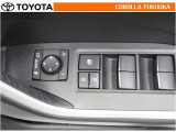 電動格納ミラーは、スイッチで簡単操作!狭いスペースでの取り回しや駐車時に大変重宝します。