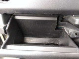グローブBOXは車検証入れに