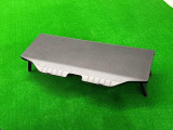 ラゲージアンダーボックスの蓋であるデッキボードを取り外して,レジャー時にテーブルとして使用できる便利なラゲージアイテムです